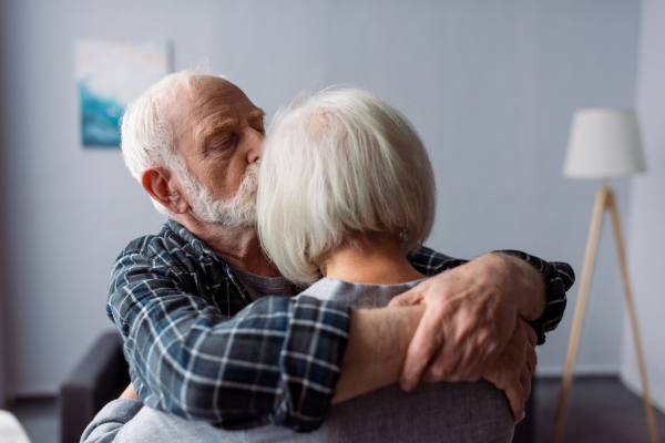 Terapia cognitiva en la enfermedad de Alzheimer, un tratamiento no farmacológico esencial